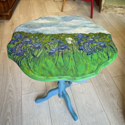 VAN GOGH INSPIRED COFFEE TABLE