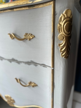 VERSAILLES CHEST OF DRAWERS